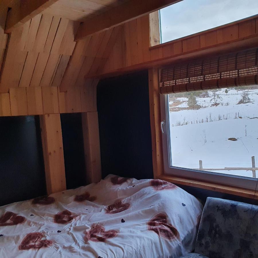 Planinska Koliba Ajdanovici Jelovac Nisicka Visoravan Olovo  Extérieur photo